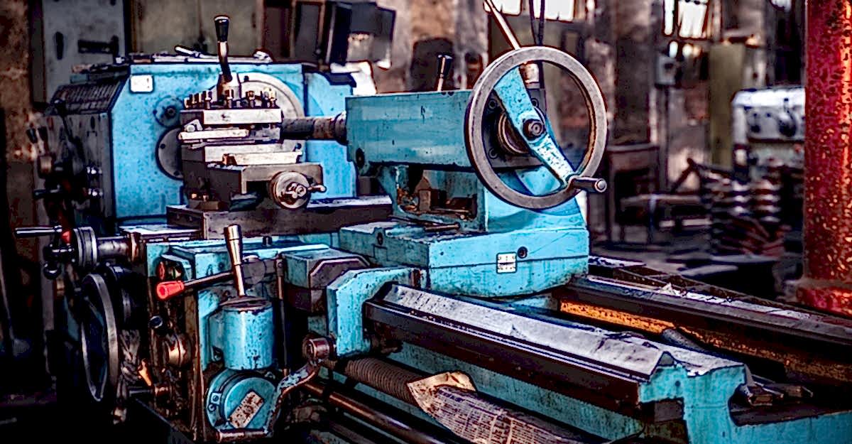 Eszterga felújítás, szerviz, javítás - Teac Mechanika